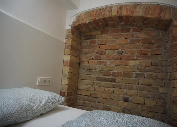 Urbn07 - Budget Budapest